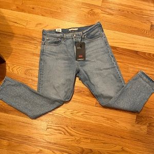 Levi’s wedgie high rise jean